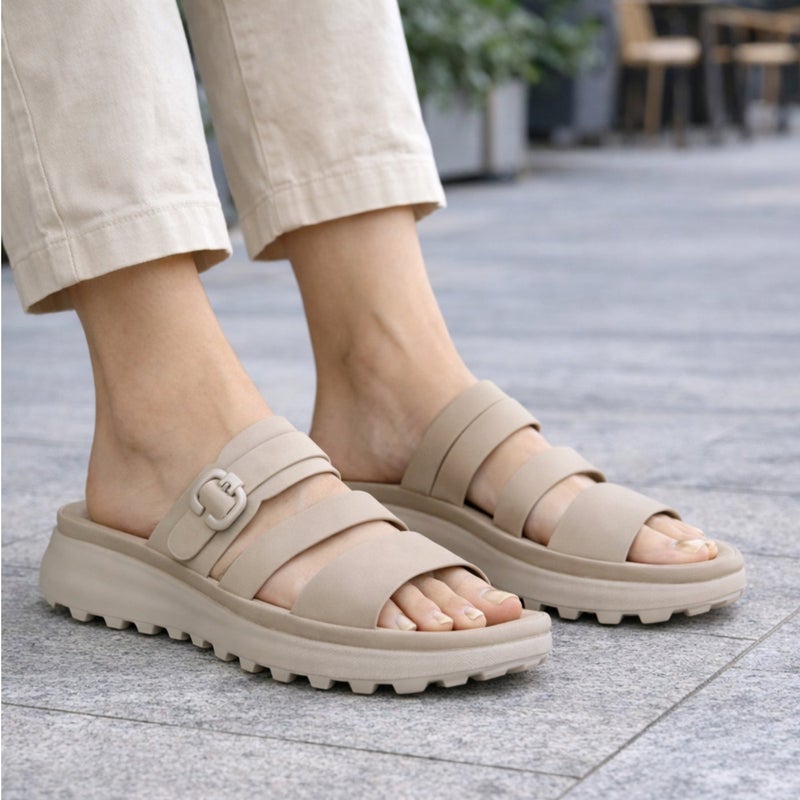 SD.Felano Women’s Flat Comfort Sandals | Soft Cushioned Footbed | Lightweight Daily Sandals | Easy Slip-On Design | Supportive Anti Slip Sole | Casual Walking Sandals For Women Everyday Wear - Image 3